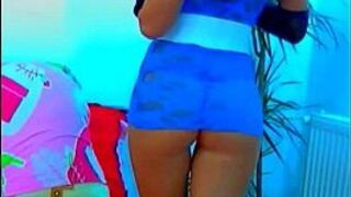 Sexy slut in cool lingerie on cam porn video